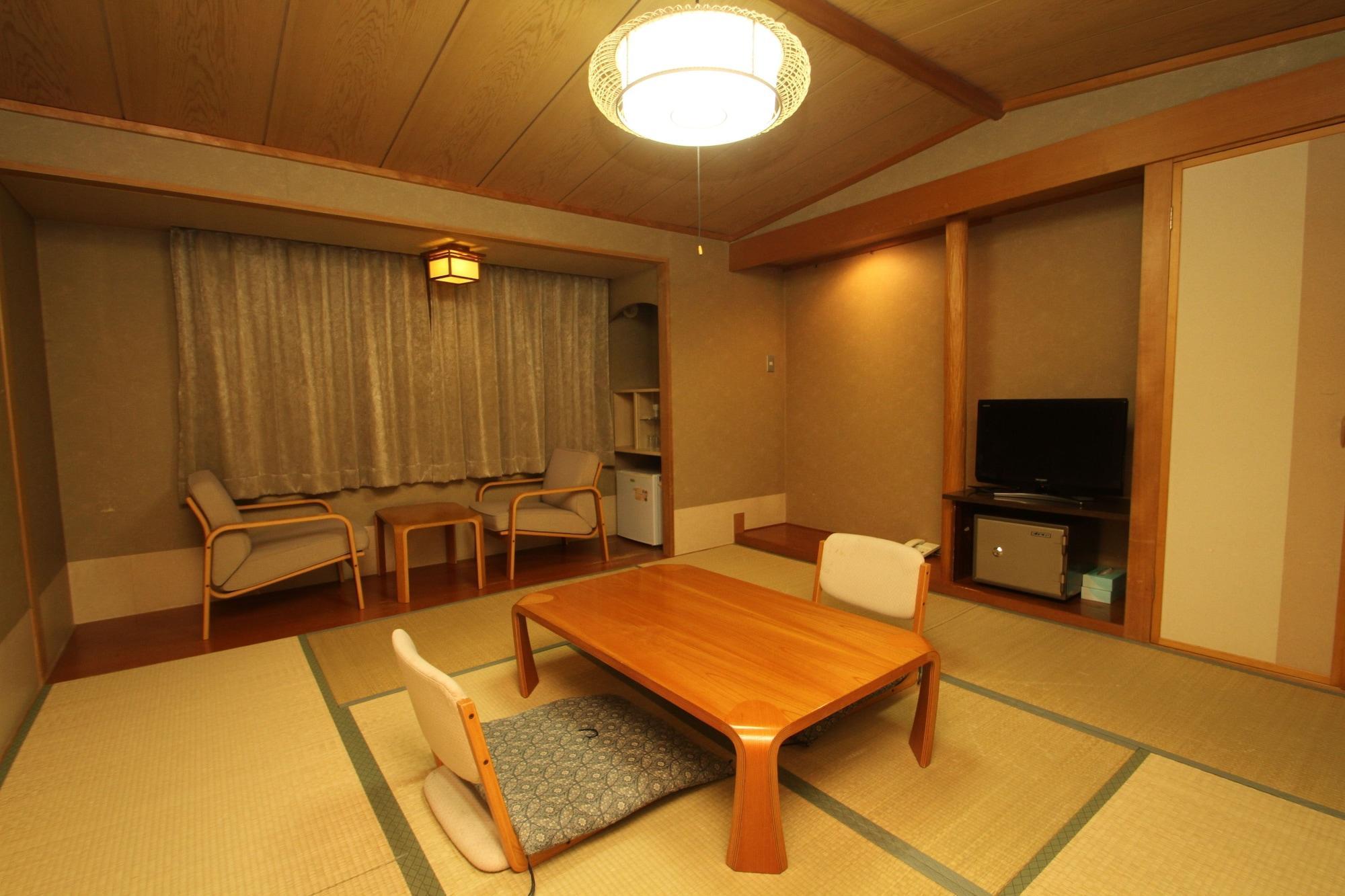 Hotel Gozensui Кусиро Экстерьер фото