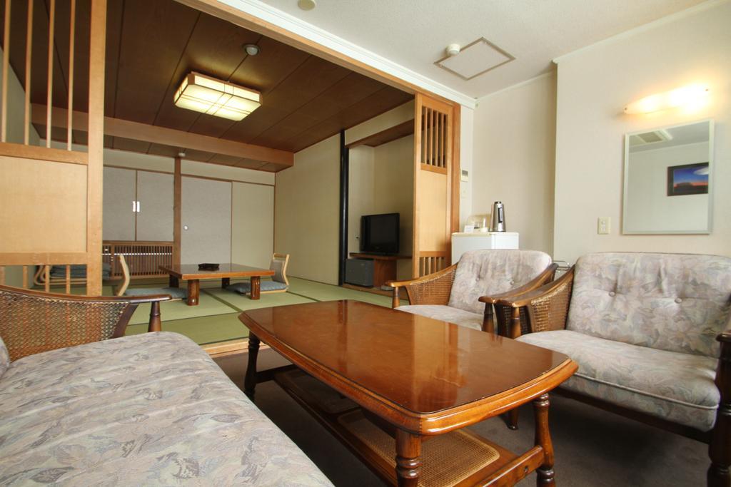 Hotel Gozensui Кусиро Экстерьер фото